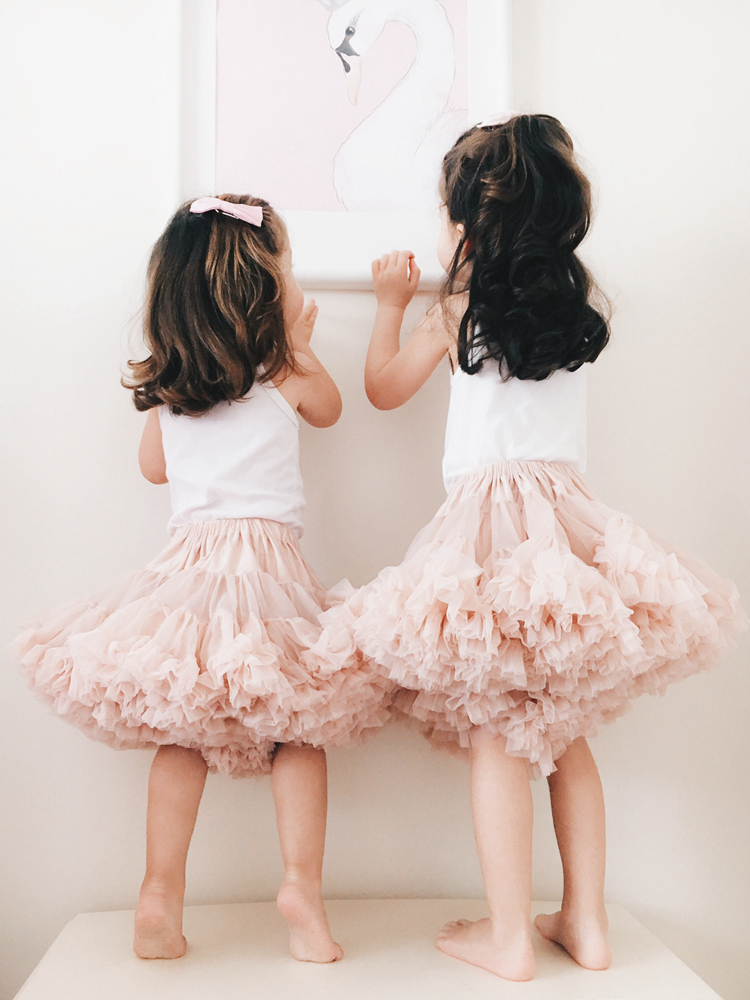 Holland Dolly Mesh tutu Princess Pleated Sweet baby tutu skirt Solid color Children's skirt Gauze skirt