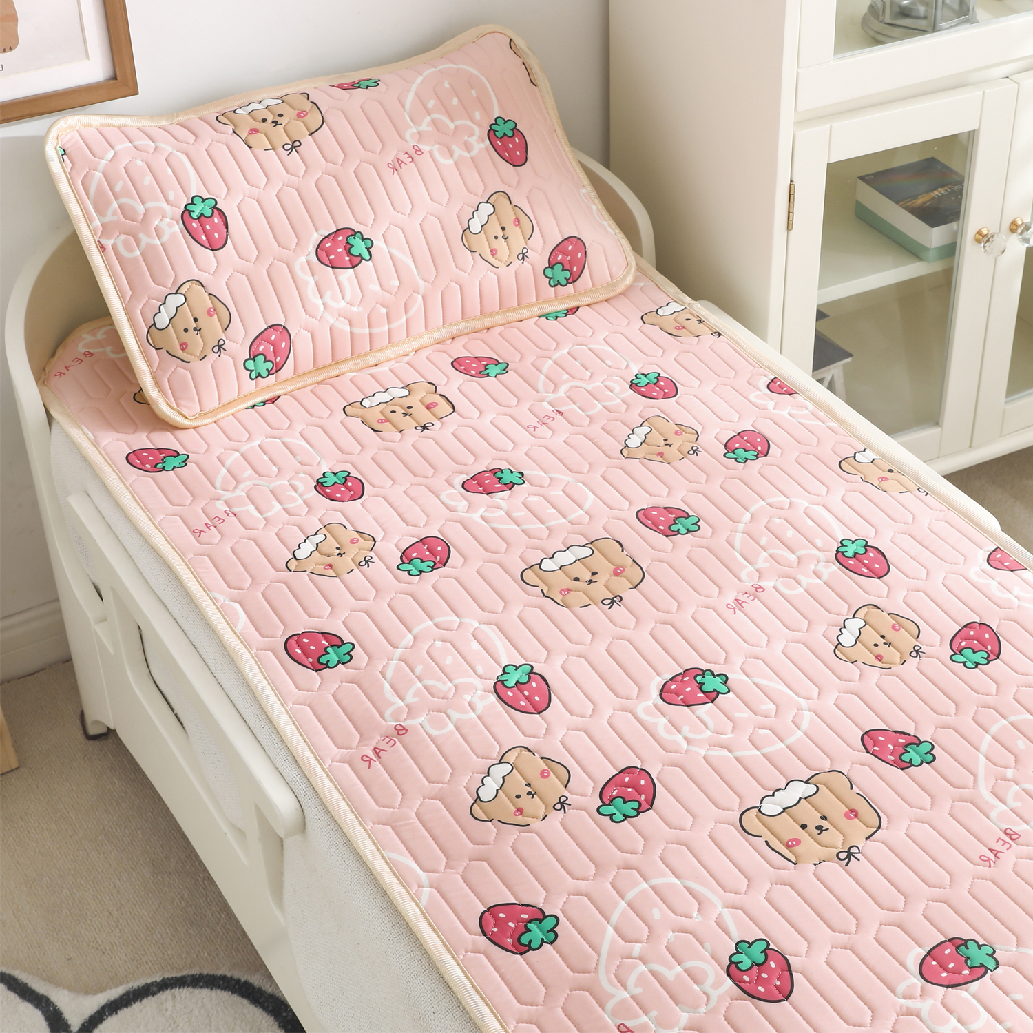 Custom children's latex mat kindergarten nap special ice silk summer sweat-absorbent baby crib cushion folding