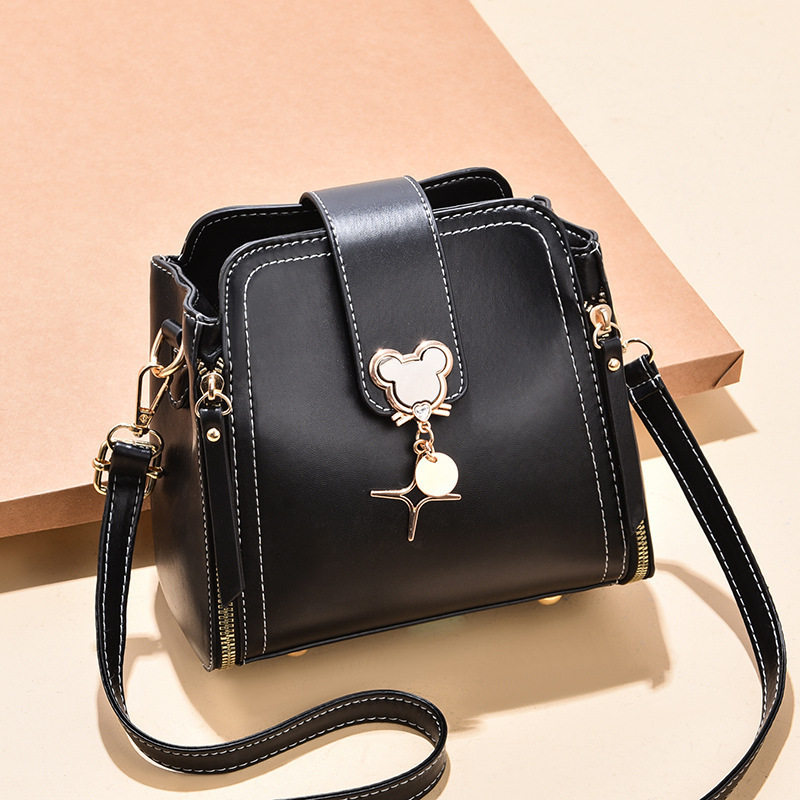 Shanghai Spot Qingpu District Warehouse Customer Supply Clearance Outlets Discount Official Website Shoulder Bag Bucket Bag Female Pet