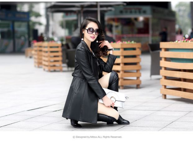 Áo khoác lửng nữ mùa xuân và mùa thu 2018 dài cho mẹ. áo da lót lông