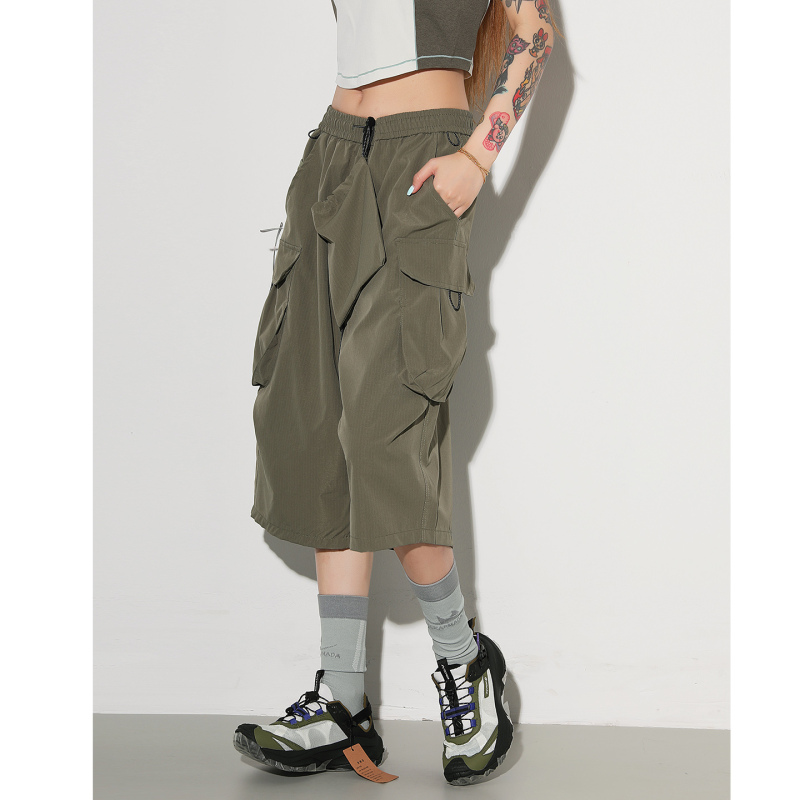 Teethease Outdoor Workwear Pocket Functional Casual Shorts for Women, Summer Sports Water-Resistant Quick-Dry Capri Pants Teethease Outdoor Workwear Pocket Functional Casual Shorts for Women, Summer Sports Water-Resistant Quick-Dry Capri Pants