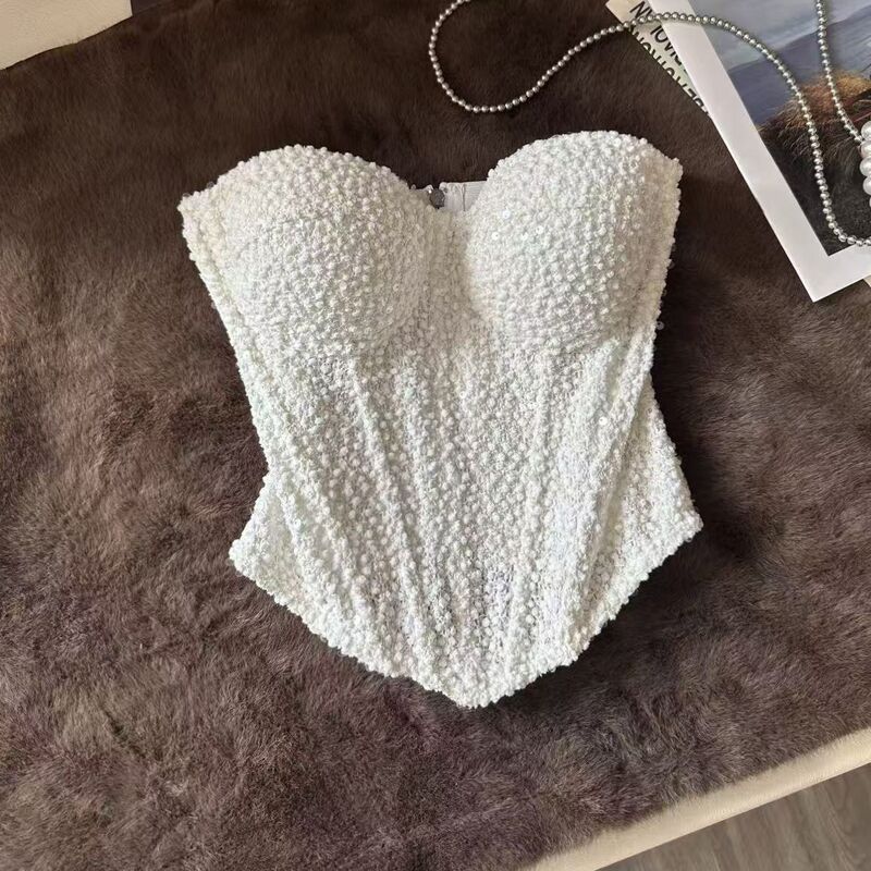 Elegant White Three-Dimensional Tube Top, Slim Fit, Korean Style, Unique, Can Be Worn as an Outer Layer Elegant White Three-Dimensional Tube Top, Slim Fit, Korean Style, Unique, Can Be Worn as an Outer Layer
