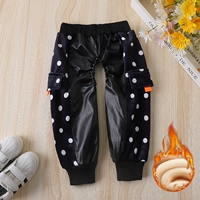 Горшок с маленьким синим и черным