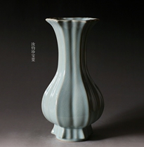Zhu Wenli Rui Porcelain Greet Spring Bottle for the Spring Festival