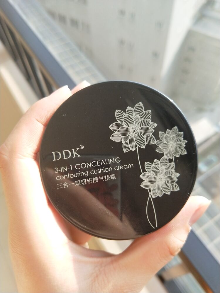 Drip cat DDK ba trong một che khuyết điểm sửa chữa đệm khí dưỡng ẩm che khuyết điểm khả năng sửa chữa lâu dài để cải thiện màu da với kem che khuyết điểm che khuyết điểm concealer