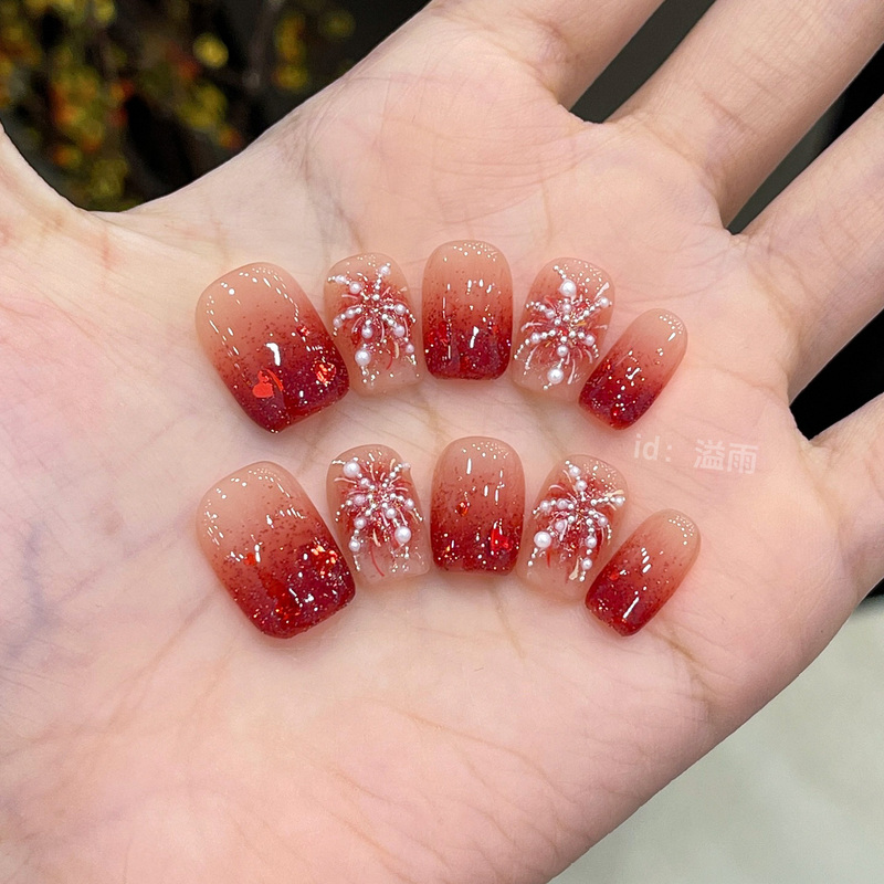 Red Wearable Nails 2025 New High-End New Year Wearable Nail Art Short Style Handmade Autumn and Winter Whitening Nail Stickers