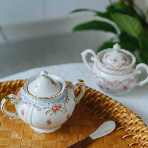 [Mengtian liangpin] Экспорт европейского стиля костяного фарфора.