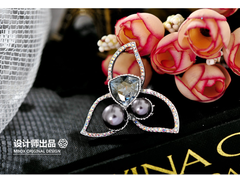 Broche femme MBOX en cristal autrichien - Ref 1177093 Image 7