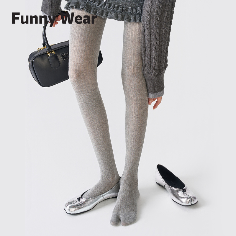 Gray Semi-Sheer Split-Toe Leggings for Women, Autumn Tabi Split-Toe Shoes, Pantyhose, Slimming Miu-Style Black Two-Toe Socks Gray Semi-Sheer Split-Toe Leggings for Women, Autumn Tabi Split-Toe Shoes, Pantyhose, Slimming Miu-Style Black Two-Toe Socks