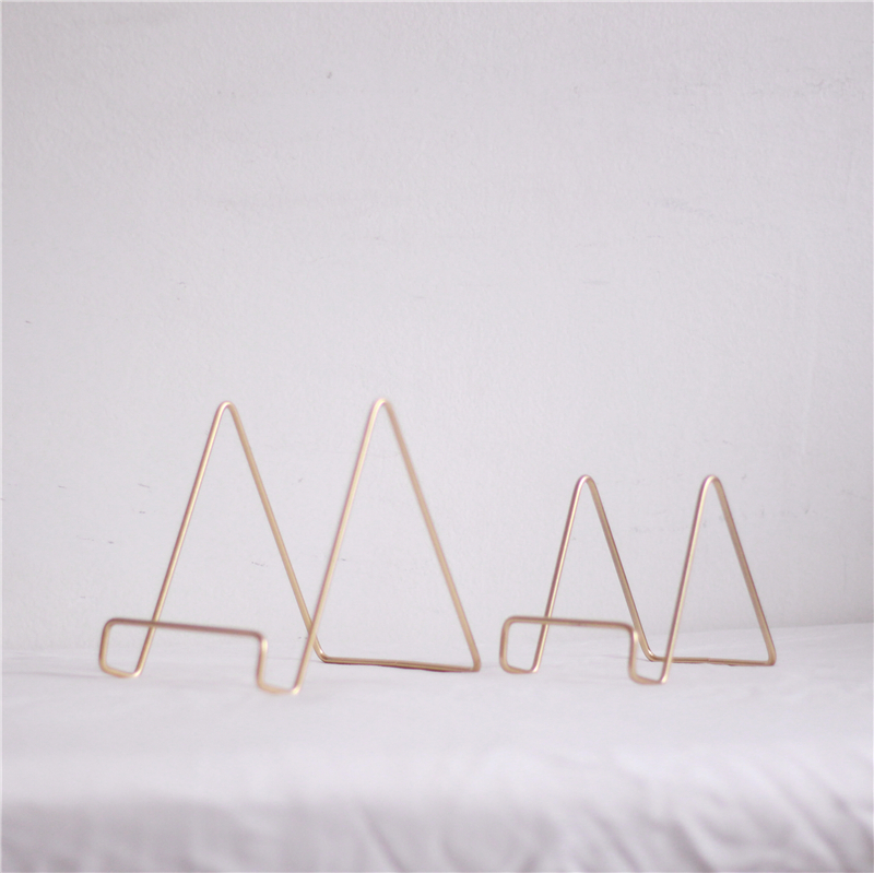 Nordic minimalist book plate display stand Magazine stand Record stand Album display stand