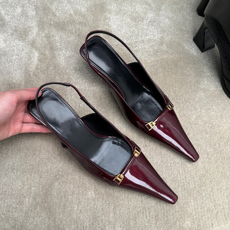 Yangshulin French-Style Small Gold Buckle Toe-Cap Sandals for Women, Stiletto Heels, French-Style, Stunningly Beautiful, Elegant High-Heeled Shoes, High-End and Comfortable