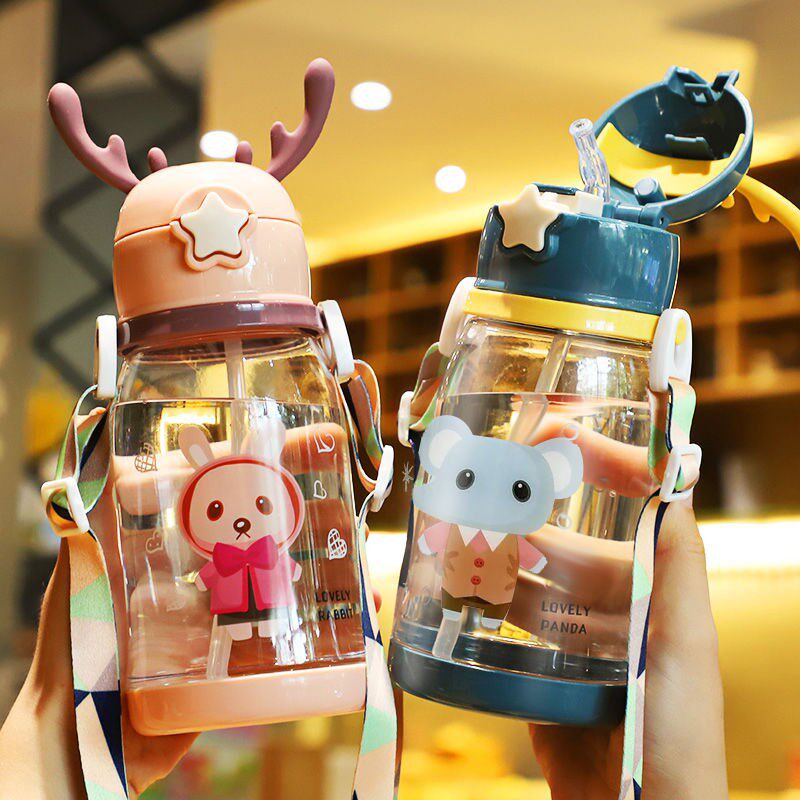 Children's water cup with straw hose cup anti-fall portable high face value large capacity water cup female Korean version of Antlers Corner Cup