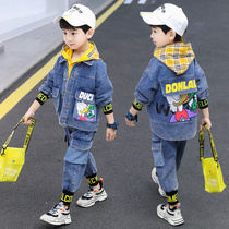 Childrens clothing boys autumn suit 2020 new spring and autumn boy Korean version handsome sweater denim three-piece trend