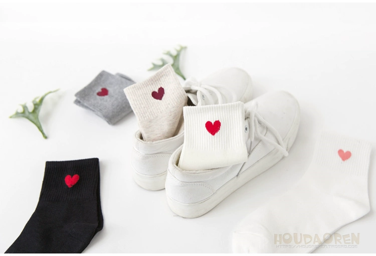Vớ tình yêu Nhật Bản ulzzang Harajuku trong ống nữ vớ sinh viên thể thao cotton trái tim xu hướng