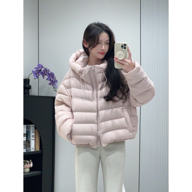 Double Zipper Ribbed Puff Hooded down Jacket for Women, Short Style, 2025 Winter New Design, 90% White Duck down Coat Double Zipper Ribbed Puff Hooded down Jacket for Women, Short Style, 2025 Winter New Design, 90% White Duck down Coat