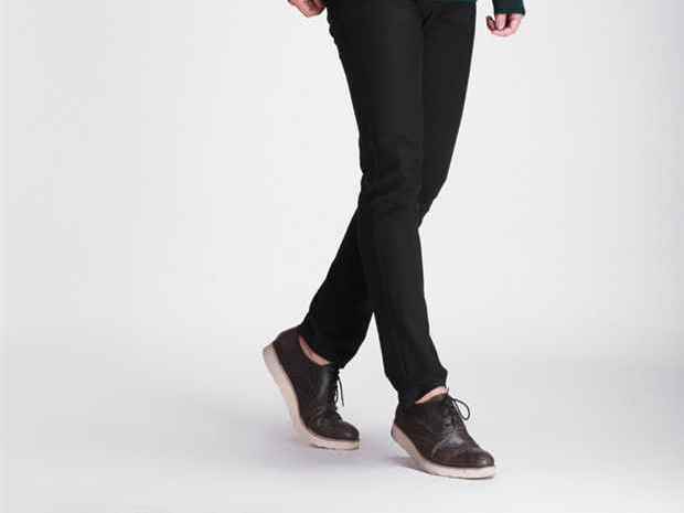 Mùa thu và mùa đông nam mới áo len cashmere cổ chữ V áo len rắn màu áo thun ngắn đoạn dày áo len lỏng áo len dài tay đồ nam