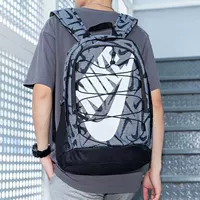 Новый черно-белый BQ5617-010