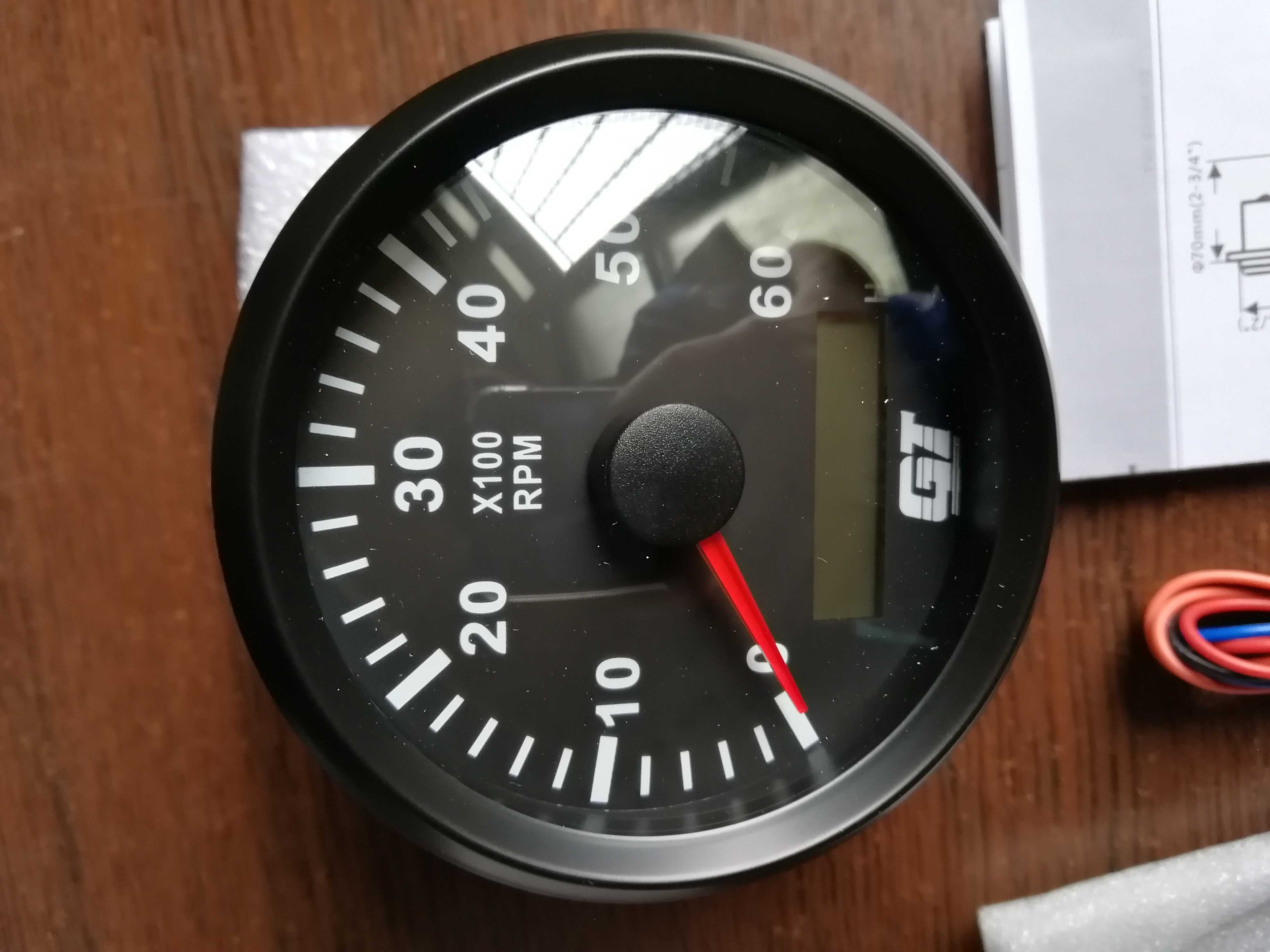 Mountain leafy Mercury Suzuki Honda Universal transspeed table can be suitable for all ship outsize sizes the same size