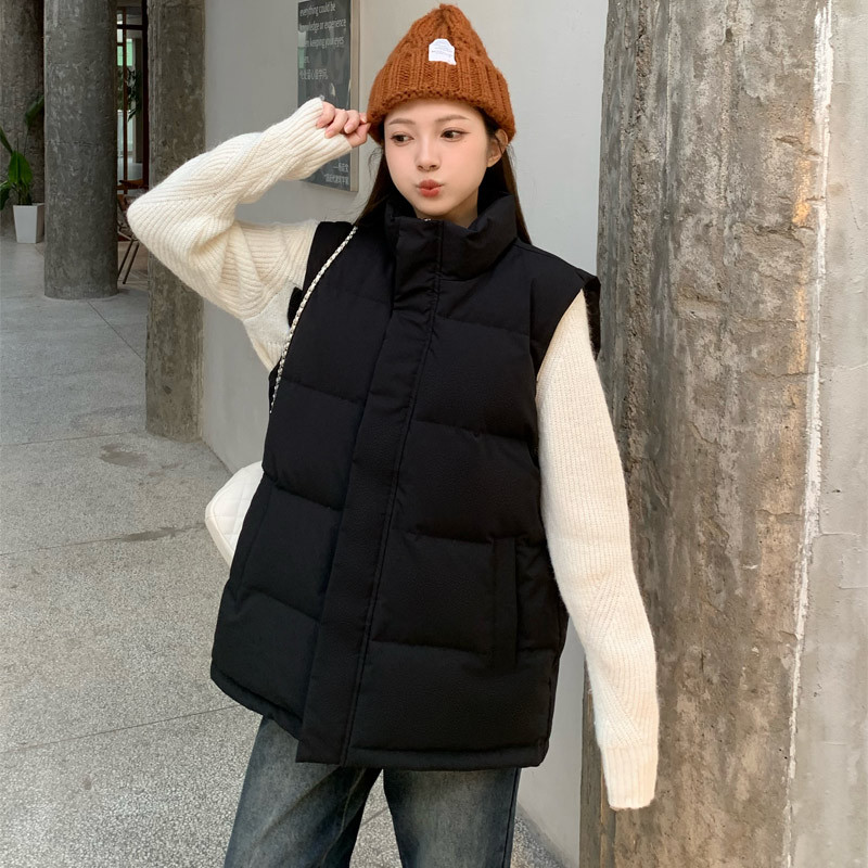 Short down Vest in College Style, White Duck Down, Black, Unisex, Stand Collar, Puffer Vest, Outerwear
