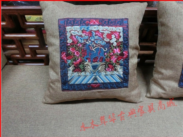 Chuyên nghiệp tùy chỉnh bông arhat giường nệm năm mảnh nệm Trung Quốc lanh xơ dừa pad cửa sổ đệm - Nệm nệm