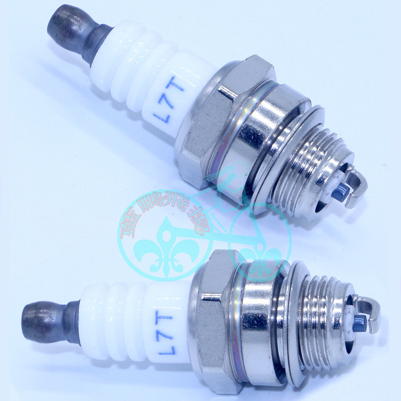 Mini motorcycle accessories 49CC small sports car small off-road small four-wheel small Lea nozzle spark plug L7T