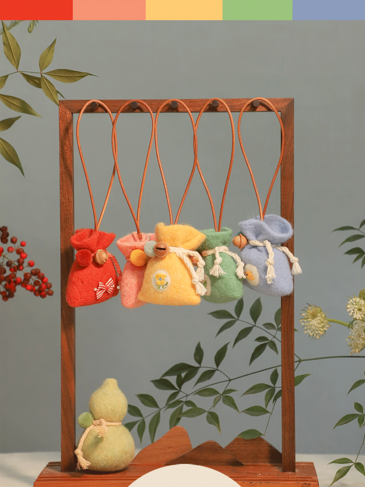羊毛フェルト ハンドメイド 新年開運お守り 手作りチャーム