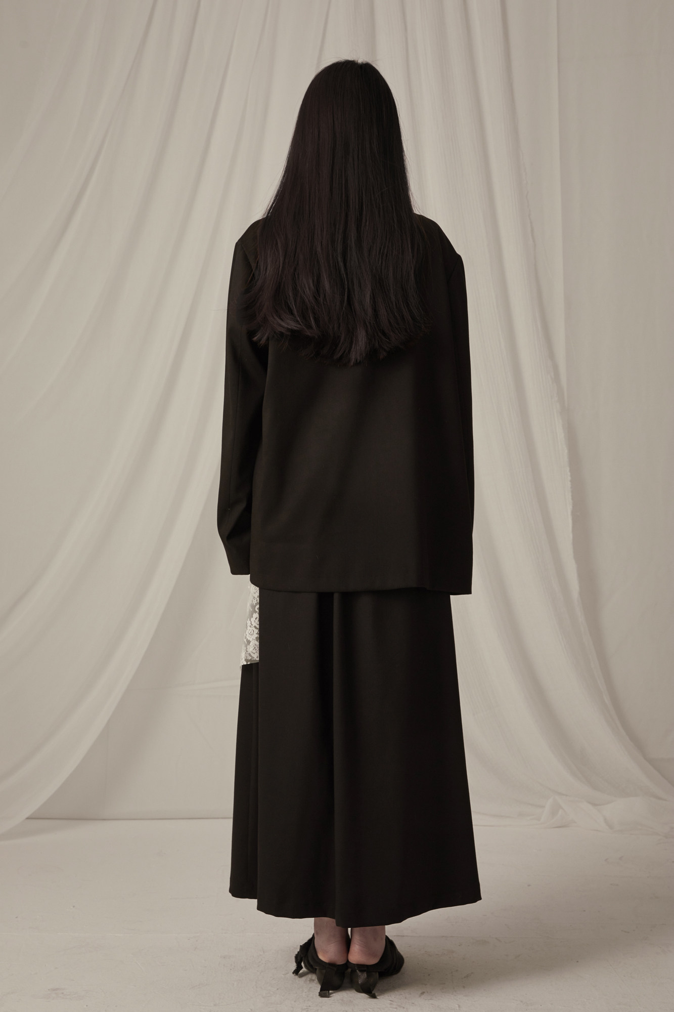 Дизайнерский осенний ретро пиджак классического кроя, с вышивкой, тренд сезона, изысканный стиль              