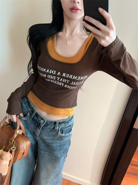 Sexy Hot Girl Color-Blocking Letter Print Long-Sleeve T-Shirt for Women, New Autumn and Winter Slim-Fit Pure Desire Style Tank Top Two-Piece Set