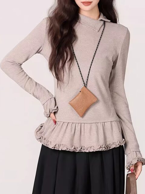 Korean Style Versatile Commuter Turtleneck Flared Sleeve T-Shirt for Women, New Winter Model, Layered Wear with Ruffled Edges, Slim Fit Base Shirt