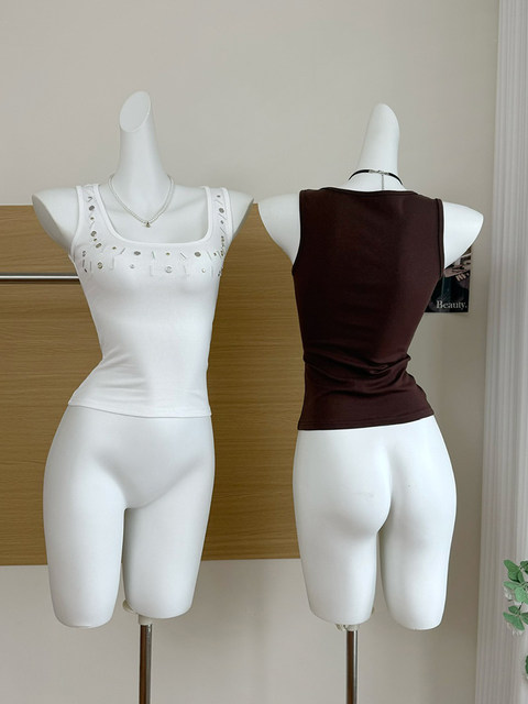 Slim-Fit Outerwear Hot Girl U-Neck Camisole for Women, 2026 Spring New American-Style Metal-Decorated Sleeveless Vest