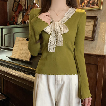 Lace Patchwork Lace-Up V-Neck Flared Long-Sleeve Knit Sweater for Women, New Winter Vintage Hong Kong Style Slim-Fit Green Sweater