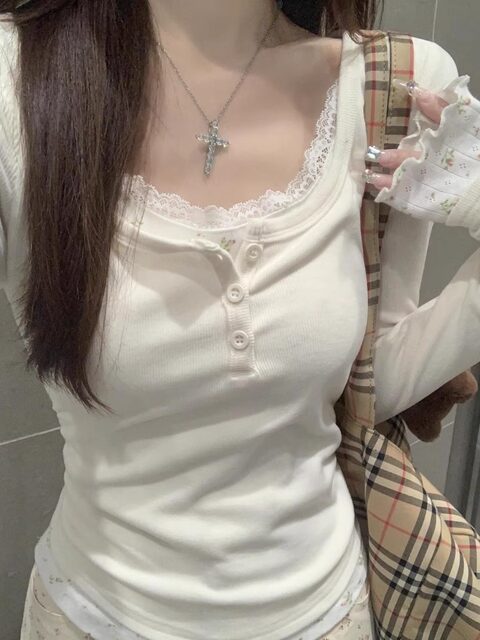 Pure Desire Style Contrasting Lace Floral Button-Up Base Shirt for Women, New Autumn Korean Version Fake Two-Piece Long-Sleeve T-Shirt for Women ins