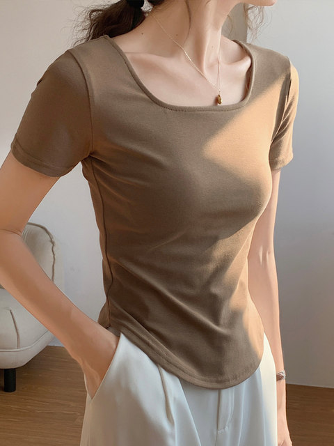 Chic U-Neck Curved Hem T-Shirt for Women, Short-Sleeved, New Summer Korean Style, Slim Fit, Irregular Half-Sleeve Top, Short Trendy Style