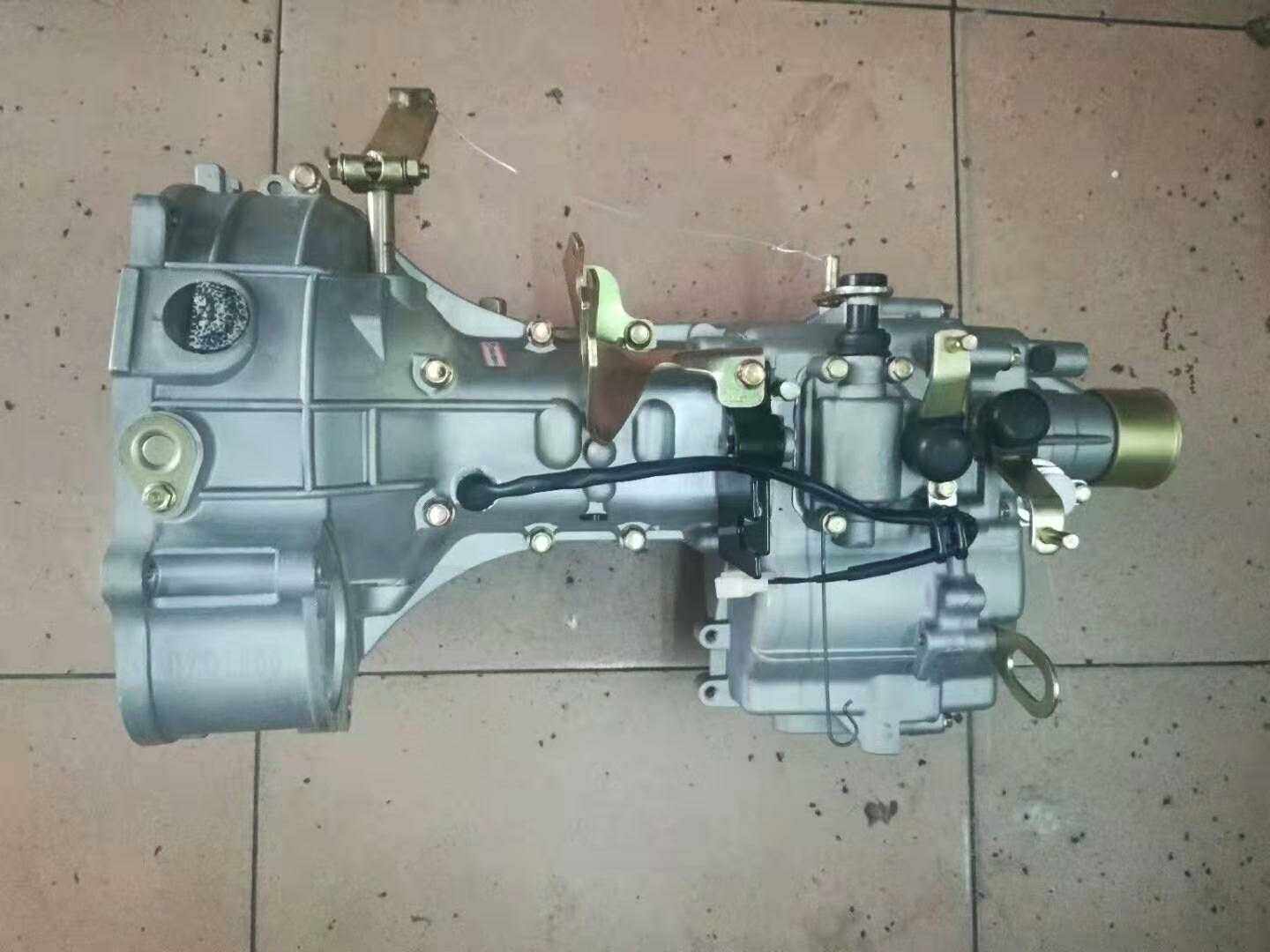 Zongshen Motorcycle Tricycle Transmission 8 1 block dump and no dump new original plant assembly