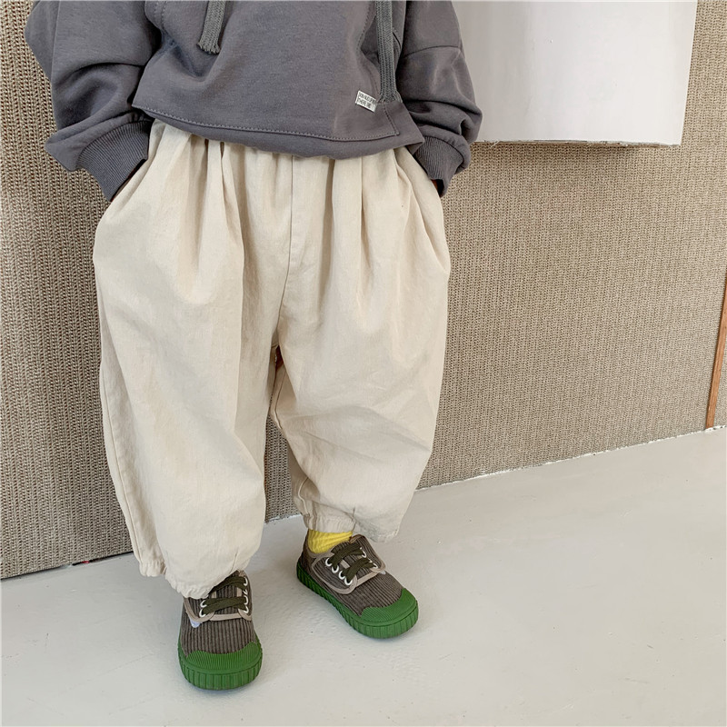 Twilight 2021 boys' new spring and summer solid cotton lantern pants small child Sen tied loose-legged nine-point pants