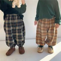 Boy 2022 spring autumn new cotton linen grid light cage pants female baby son department retro 90% pants bunches of underpants