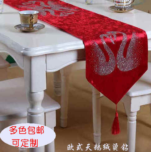 Multi-color European-style velvet Goose Down Scalding Table Flag Tea Table Flag Hotel Bed Banner Bed Tail Towels Customised