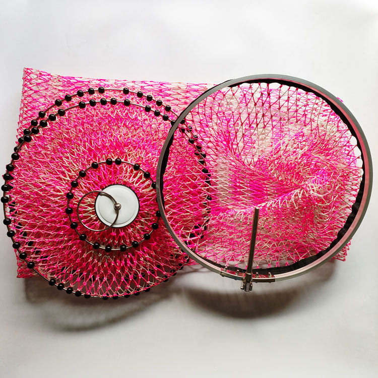 Qingyou pure hand-woven bold racket double-wire quick-drying anti-hanging fish protective net pocket waterproof black pit fishing flying knock steel