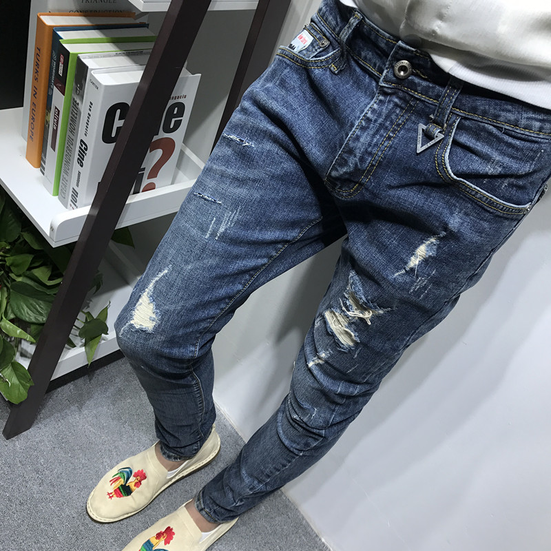 Dòng chữ nam mùa hè phiên bản Hàn Quốc mới của lỗ tự tu cắt chân xanh quần jeans anh chàng tinh thần nhanh tay nổ phong cách thời trang nam