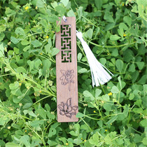 Redwood logs Han style classical creative gifts new Chinese literary tassel bookmarks personalized private customization