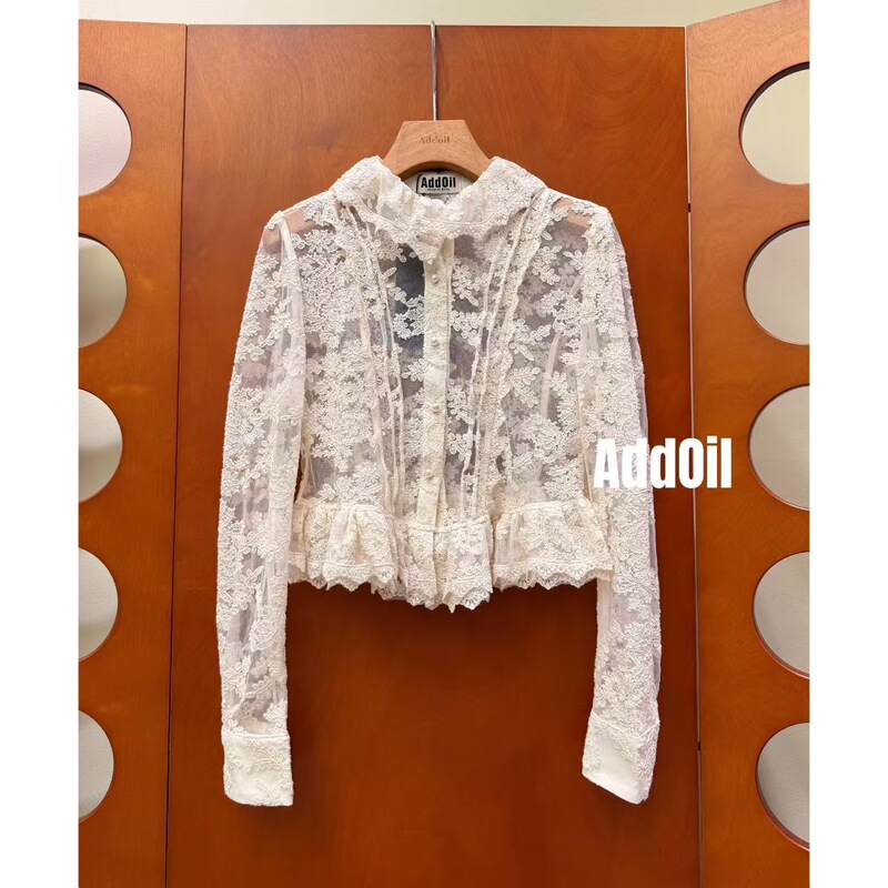 La Chapelle 2025 Autumn New French Retro Design Niche Lace Crochet Ruched Lace Blouse Shirt