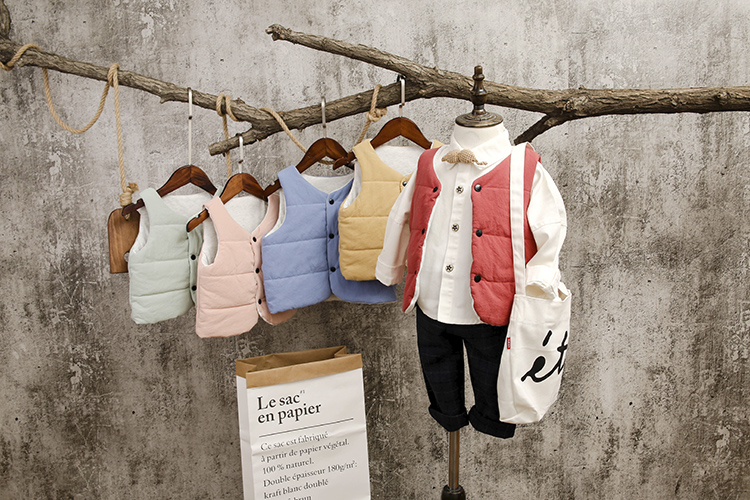 Áo xuống cho bé gái vest vest bé trai mùa thu và mùa đông bé trai mùa xuân và mùa thu vest bé gái mặc vest dày áo vest len bé trai mùa đông