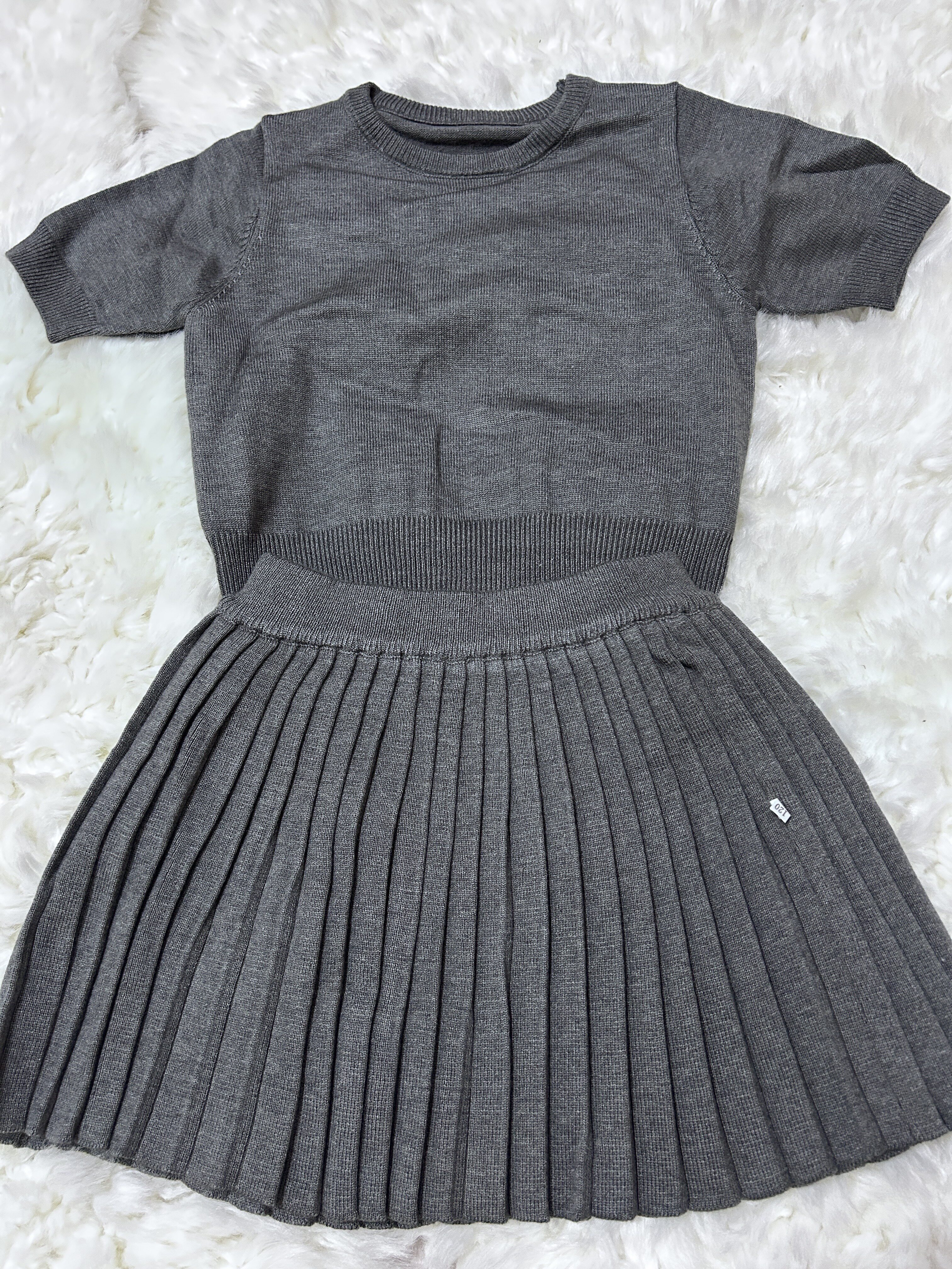 Customer photo for Grey Three-Piece Set, 120cm