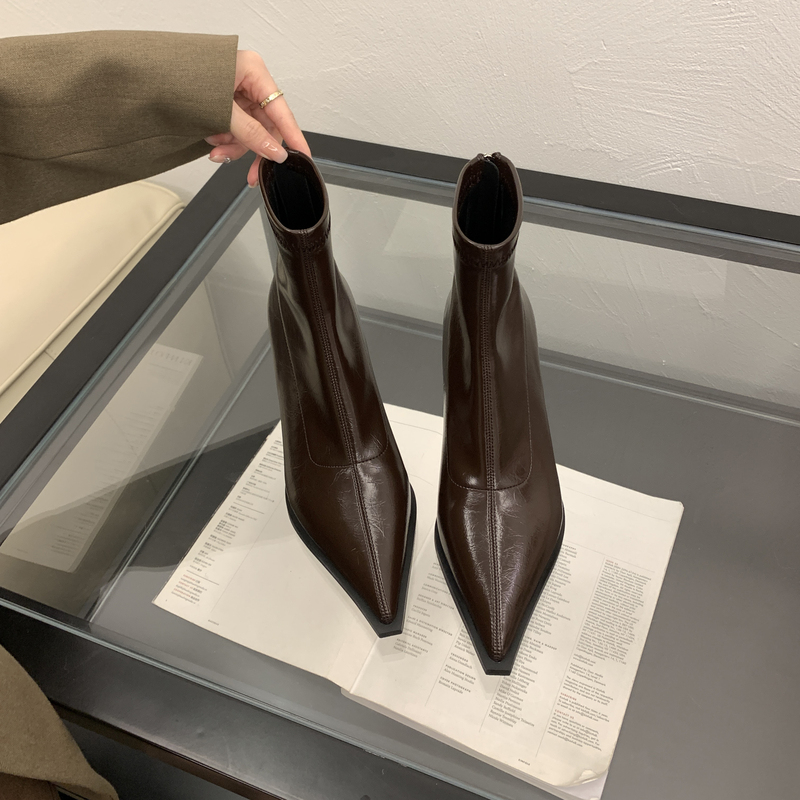 Pointed Toe High-Heeled Short Boots for Women 2026 Autumn and Winter New European and American Style Versatile Brown Retro Stiletto Slim High-Heeled Boots Pointed Toe High-Heeled Short Boots for Women 2026 Autumn and Winter New European and American Style Versatile Brown Retro Stiletto Slim High-Heeled Boots