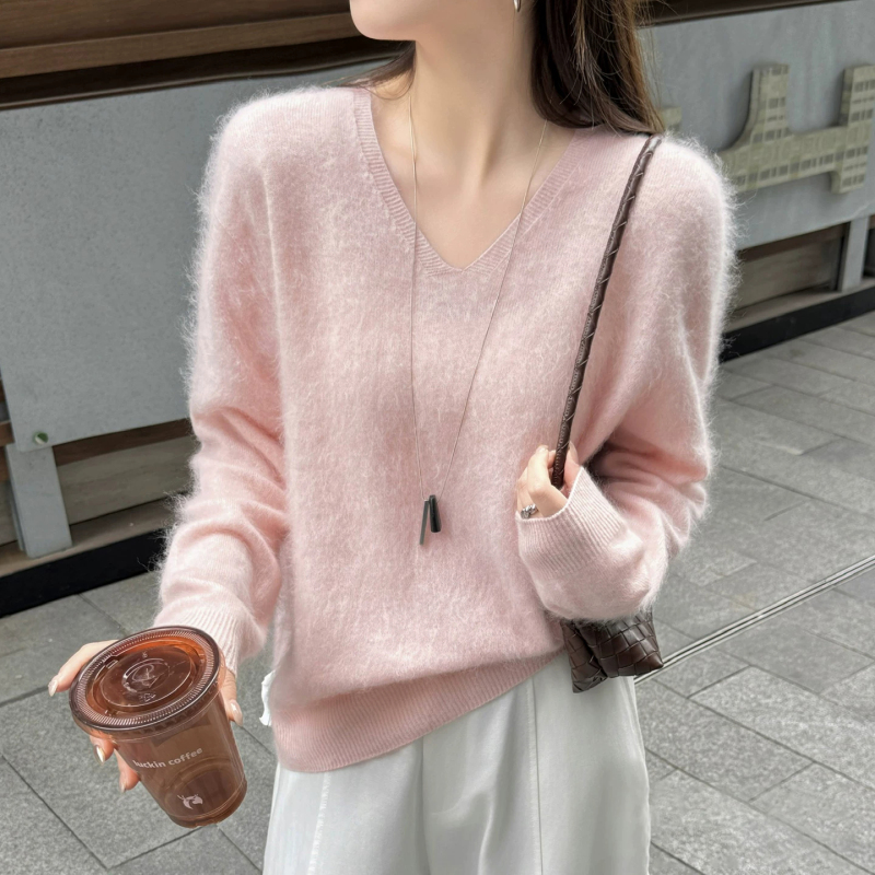 Autumn and Winter New Style Brushed Knit Lazy High-End Wool Sweater for Women, V-Neck Loose Soft Base Sweater, Cashmere Sweater