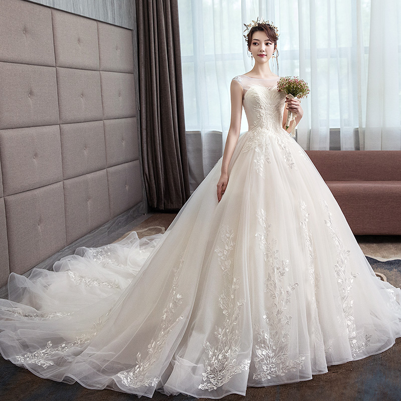 Main light wedding gown 2021 new conspicuously slim princess dream trailing star empsey out door veil bridal gown