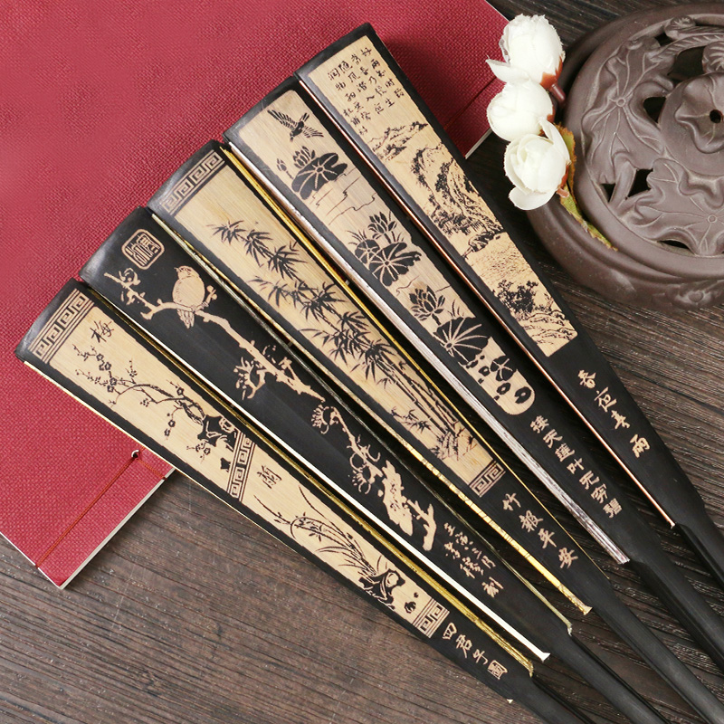 10-inch engraving of bamboo ancient wind folding fan with portable hanfu summer easy to open with Chinese wind bulls