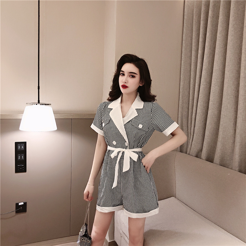 VK旗艦店 韓系西裝領撞色格紋寬口單品連身褲