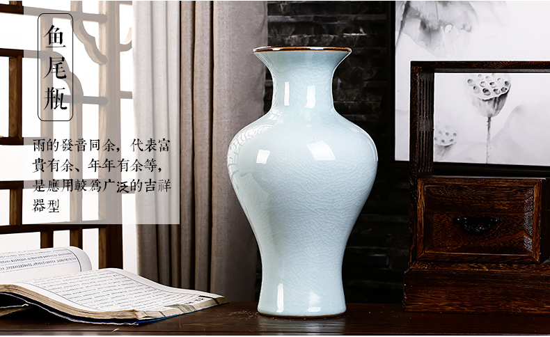 Jingdezhen ceramics vase white archaize crack of the sitting room TV ark, wine accessories furnishing articles household act the role ofing is tasted