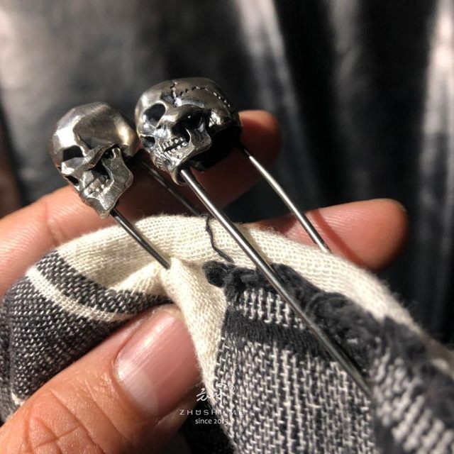 ແມ່ບົດການອອກແບບຕົ້ນສະບັບ skull sterling silver versatile 925 dark handmade pin brooch accessories diy jewelry